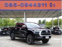 2022 Toyota HILUX REVO 2.4 Double Cab Prerunner Mid Pickup