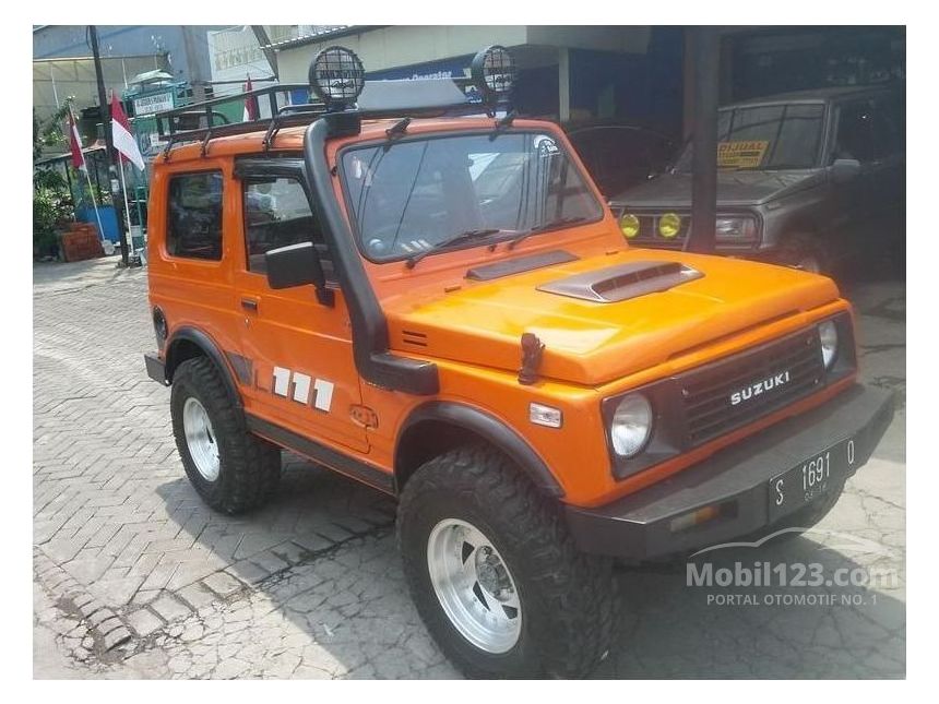 Jual Mobil Suzuki Jimny 1983 1.0 di Jawa Timur Manual Jeep 