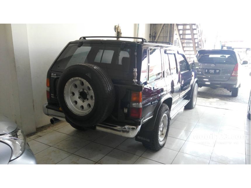 Jual Mobil  Nissan  Terrano 2000 SGX 2 4 di Jawa  Barat  