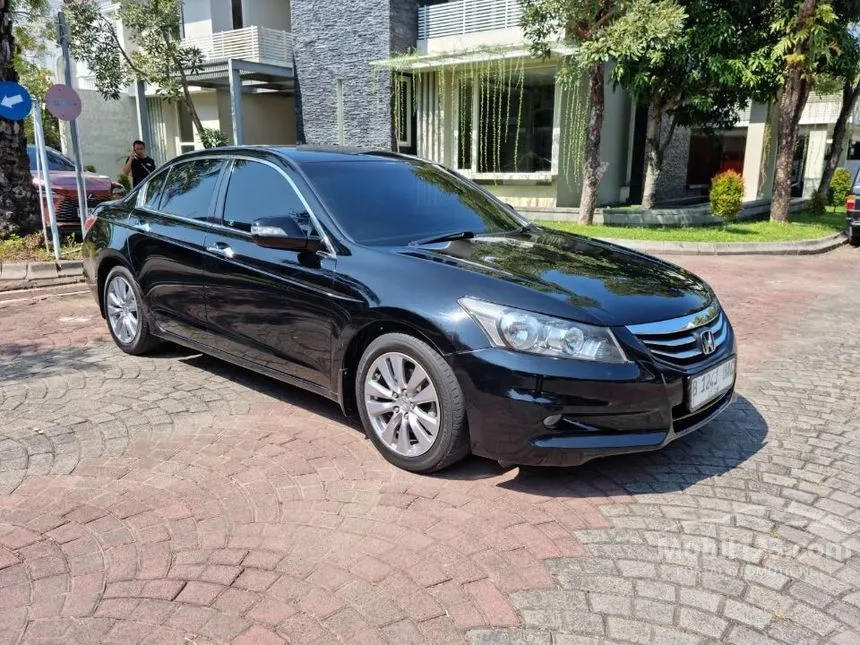 Jual Mobil Honda Accord 2011 VTi