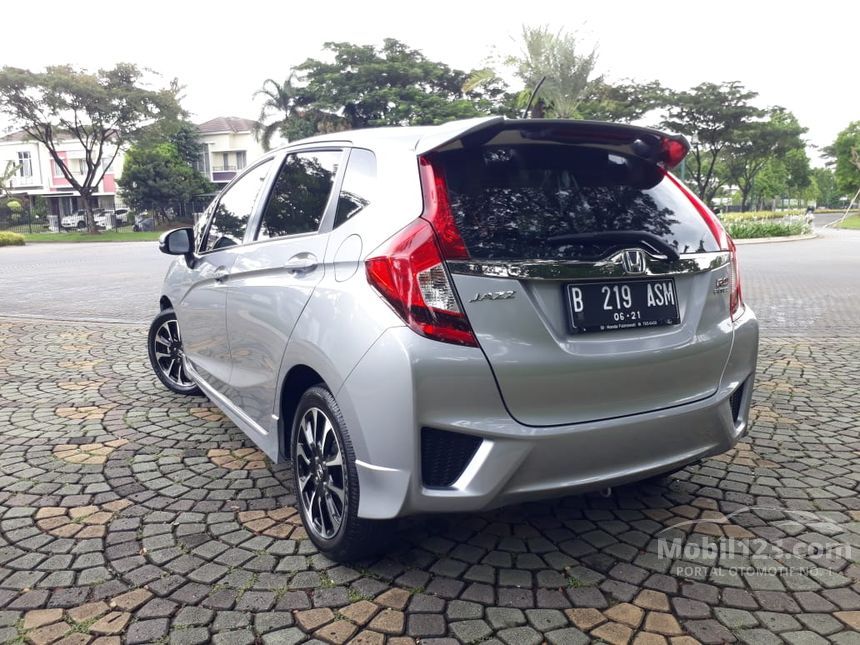 Jual Mobil Honda Jazz 2016 RS 1.5 di Banten Manual Hatchback Silver Rp