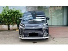 2022 Toyota Voxy 2.0 (Premium Color) MPV TSS Facelift Like New Record Garansi