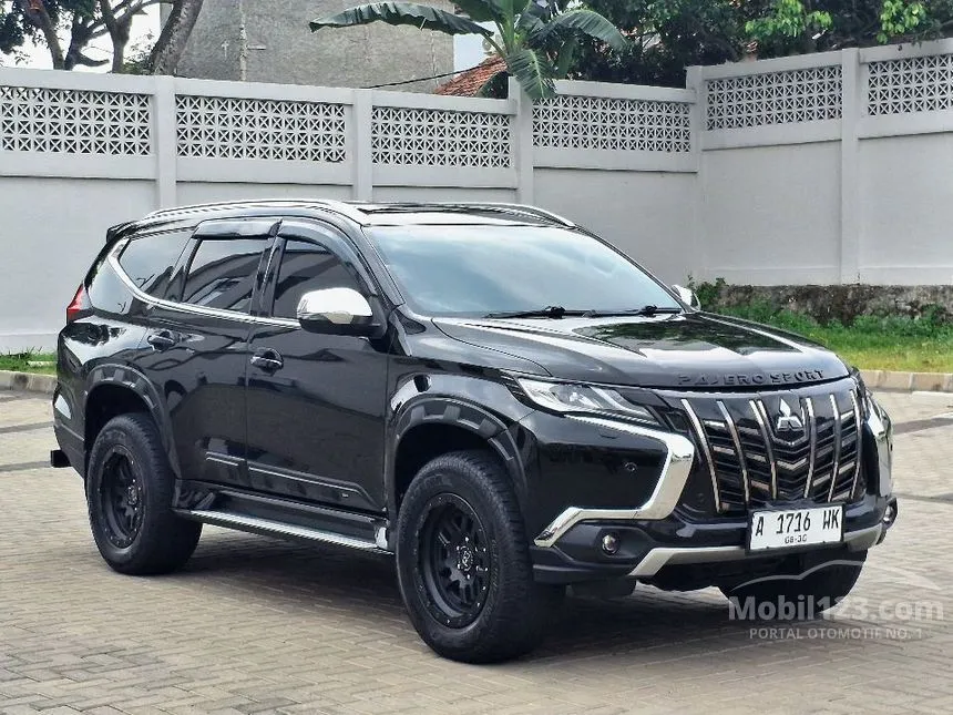 2019 Mitsubishi Pajero Sport Dakar 4X2 SUV
