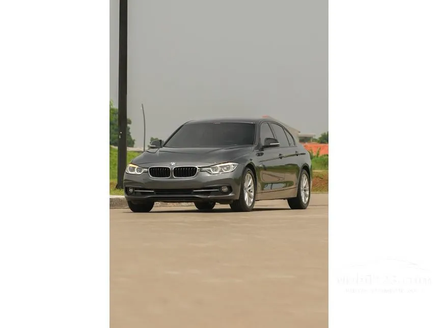 2017 BMW 320i Sport Sedan