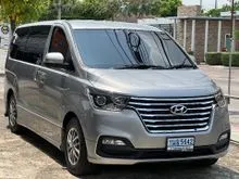 2019 Hyundai H-1 2.5 (ปี 18-24) Deluxe Van