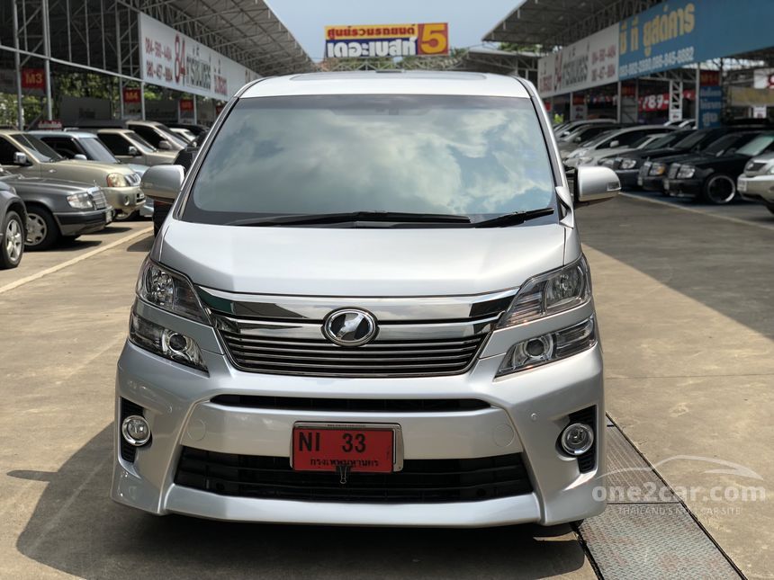 Toyota vellfire 2009