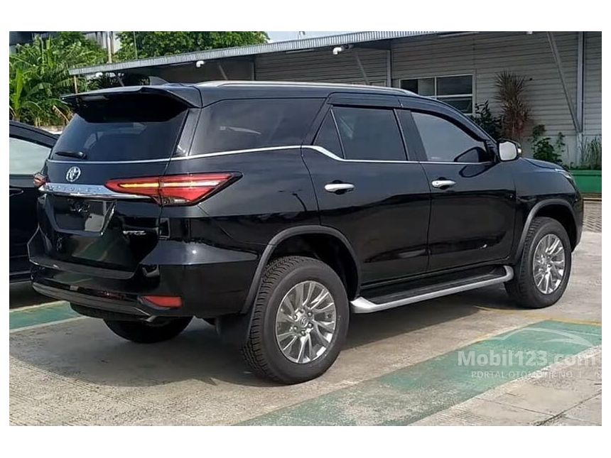 Jual Mobil Toyota Fortuner 2021 Vrz 2 4 Di Jawa Timur Automatic Suv Silver Rp 545 937 000 7420632 Mobil123 