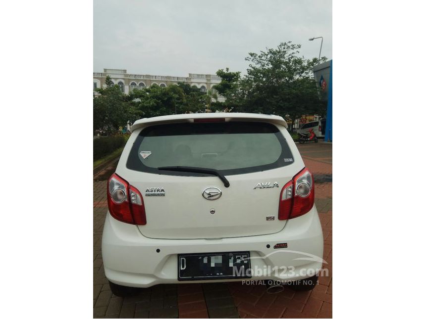 Jual Mobil  Daihatsu  Ayla  2019 X 1 0 di Banten Automatic 