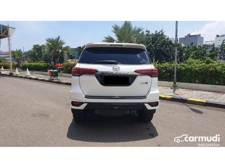 2024 Toyota Fortuner GR Sport 4X2 SUV