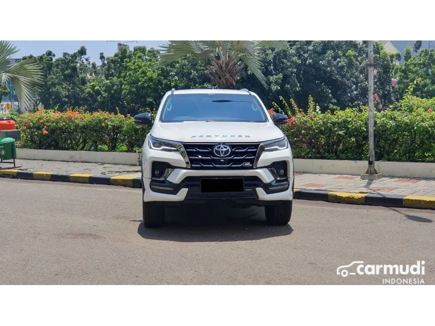2024 Toyota Fortuner GR Sport 4X2 SUV