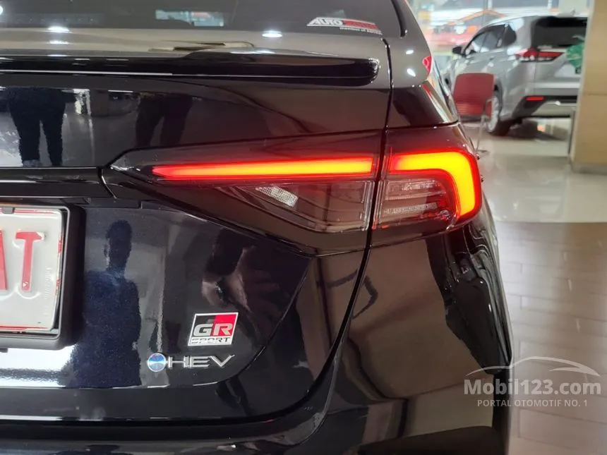 2025 Toyota Corolla Altis Hybrid Sedan