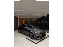2019 Mercedes-Benz C300 2.0 AMG Line Sedan Odo 6 Rbuan (TERMURAH)