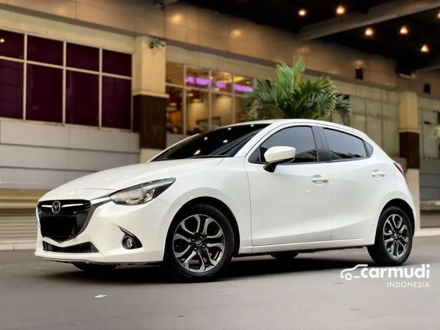 2018 Mazda 2 R Hatchback