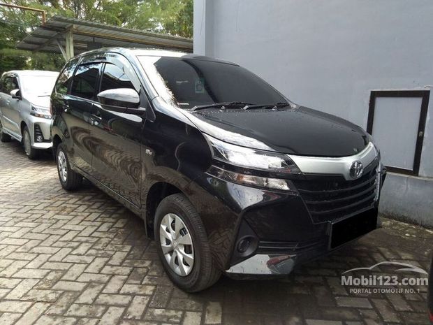 Toyota Avanza Mobil Bekas Baru dijual di Surabaya Jawa-timur 