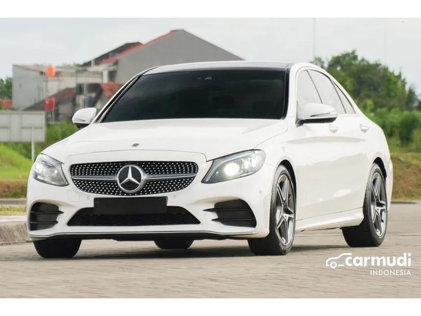 2019 Mercedes-Benz C300 AMG Line Sedan