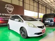 2011 Honda JAZZ 1.5 (ปี 08-14) V Hatchback