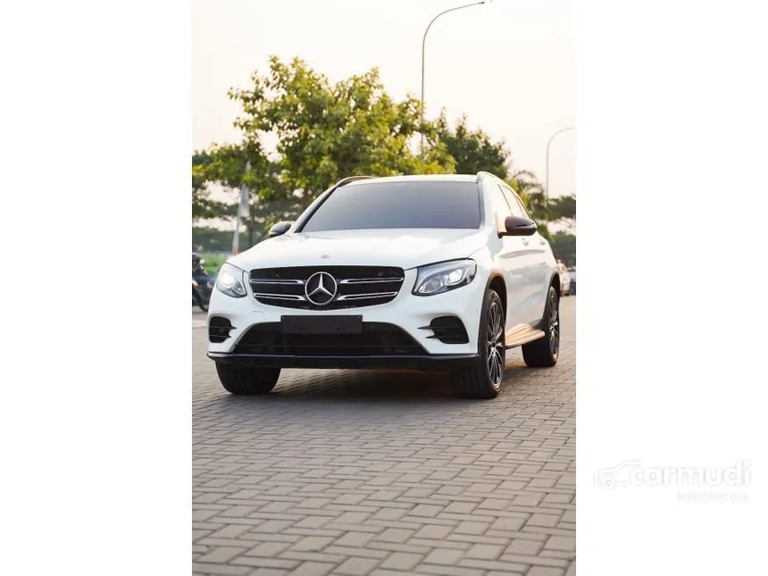 2020 Mercedes-Benz GLC200 AMG Line SUV