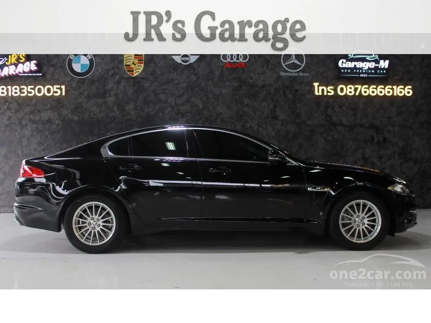 2012 Jaguar XF Premium Luxury Sedan