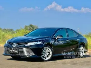 2019 Toyota Camry 2.5 Hybrid Sedan