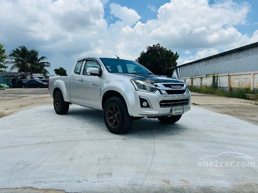 2016 Isuzu D-MAX Hi-Lander L Space Cab Pickup