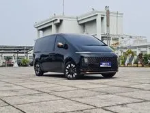 2021 Hyundai Staria 2.2 Signature 7 MPV AT Hitam KM 72RB