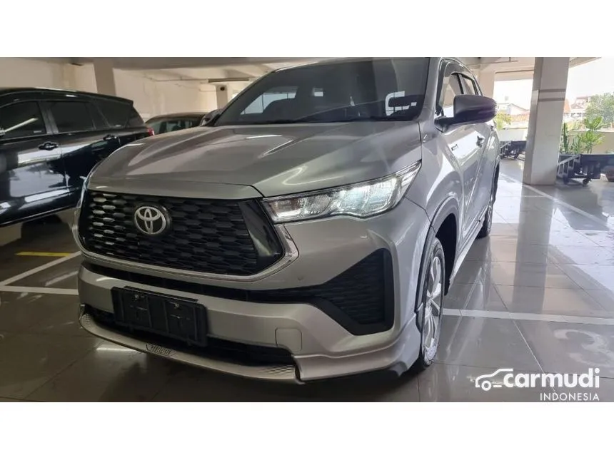 Jual Mobil Toyota Kijang Innova Zenix 2023 V HV 2.0 di DKI Jakarta Automatic Wagon Abu