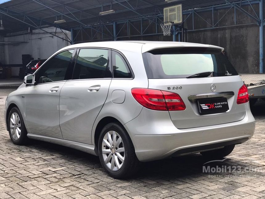 Jual Mobil Mercedes-Benz B200 2012 Urban 1.6 Di DKI Jakarta Automatic ...