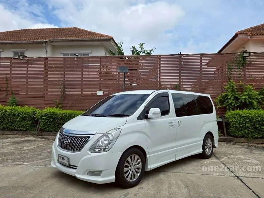 2013 Hyundai GRAND STAREX VIP Wagon