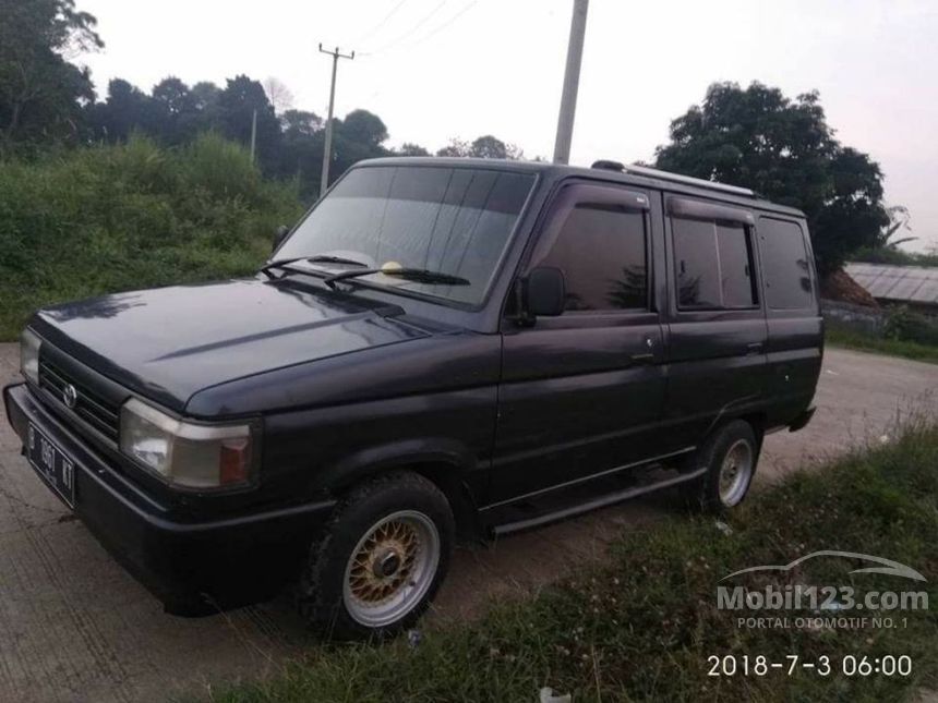 1990 Toyota Kijang MPV Minivans