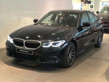 2020 BMW 320i 2.0 Sport Sedan BEST OFFER EVER AKHIR TAHUN... CLEARANCE SALE....