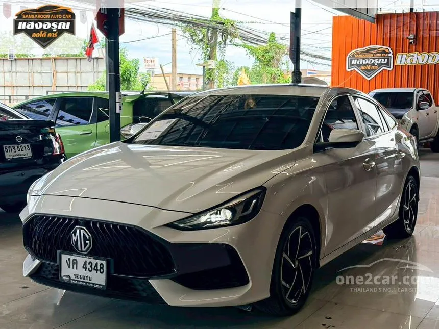 2022 MG MG5 X Sedan