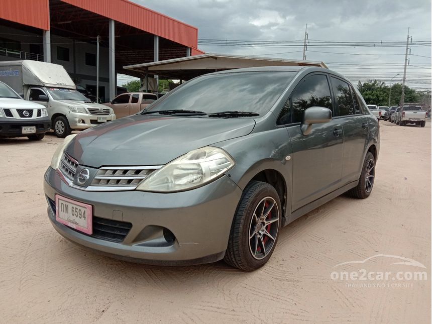 Nissan tiida latio 2010