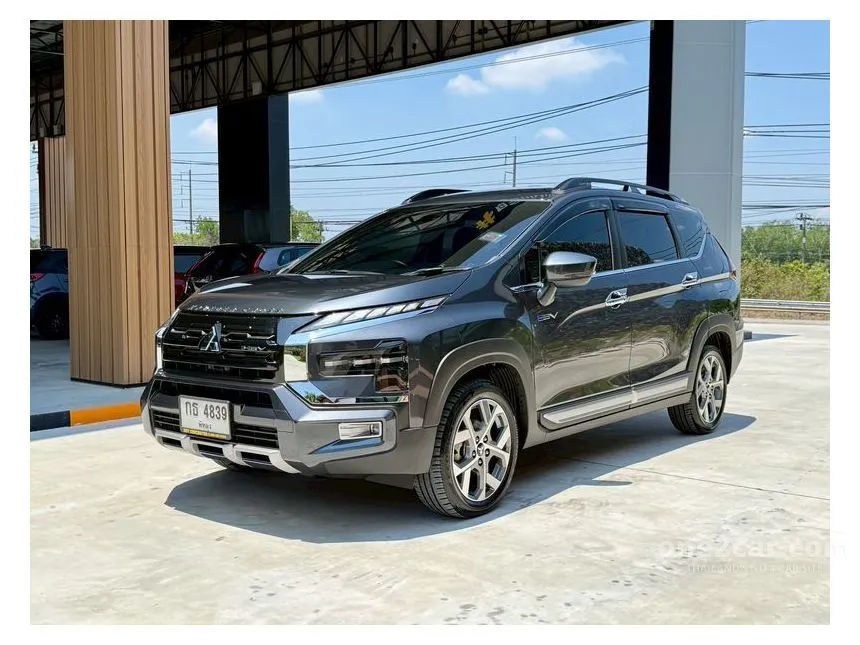 2024 Mitsubishi Xpander Cross HEV Cross Wagon