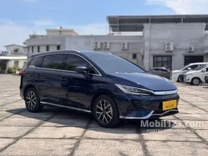 2024 BYD M6 Superior Captain 6-seater MPV