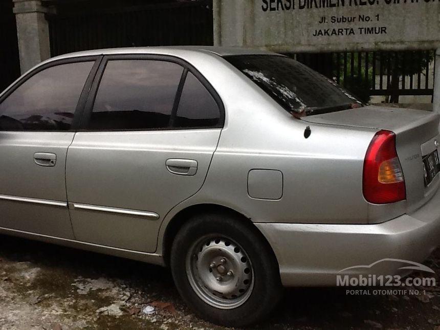 Hyundai verna 2003