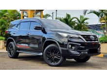 2020 Toyota Fortuner 2.4 TRD SUV AT Hitam Metalik, Double Disk, Kick Sensor - SERVICE RECORD - WELL MAINTANED - GRESS LIKE NEW - READY TO USE