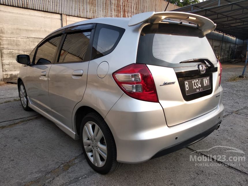 Jual Mobil  Honda Jazz  2010  RS  1 5 di Jawa Barat Automatic 