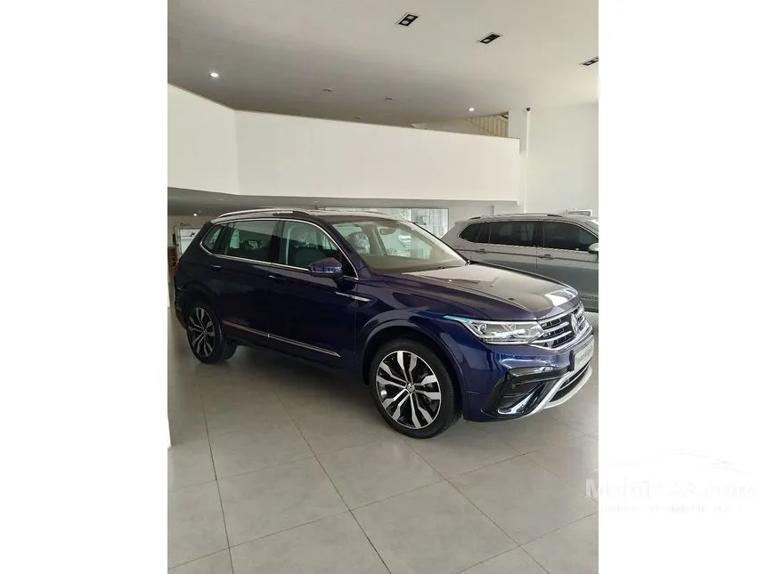 Jual Mobil Volkswagen Tiguan 2023 Allspace 1.4 di DKI Jakarta Automatic SUV Biru Rp 795.000.000