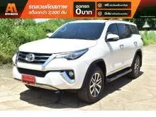 2015 Toyota FORTUNER 2.8 (ปี 15-25) V 4WD SUV