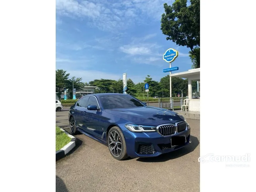 2022 BMW 520i M Sport Sedan