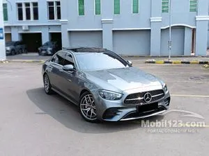 2022 Mercedes-Benz E300 2.0 AMG Line Sedan
