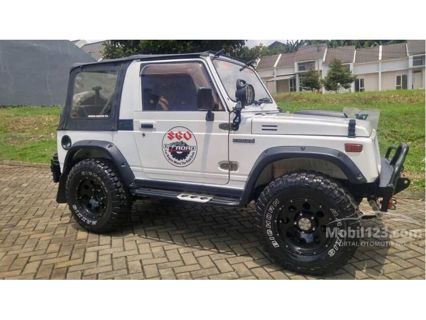  Jual  Mobil Suzuki Jimny 1982 1 0 di DKI Jakarta Manual 