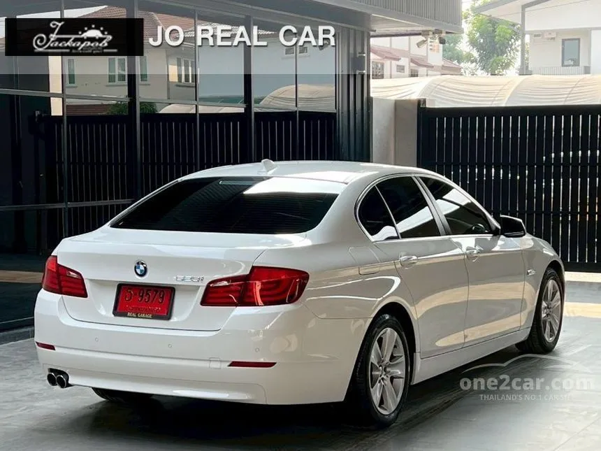 2010 BMW 523i Sedan
