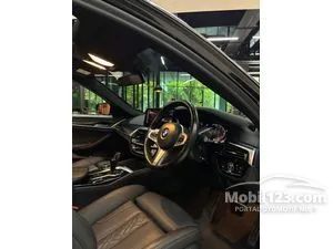 2021 BMW 520i 2.0 M Sport Sedan
