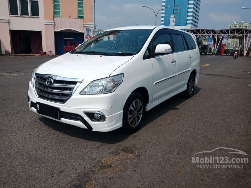 Jual Mobil Toyota Kijang Innova 2015 V Luxury 2.0 di DKI 