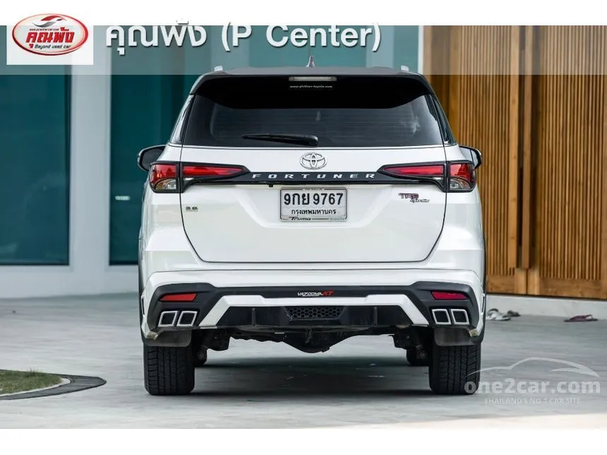 2020 Toyota Fortuner V SUV