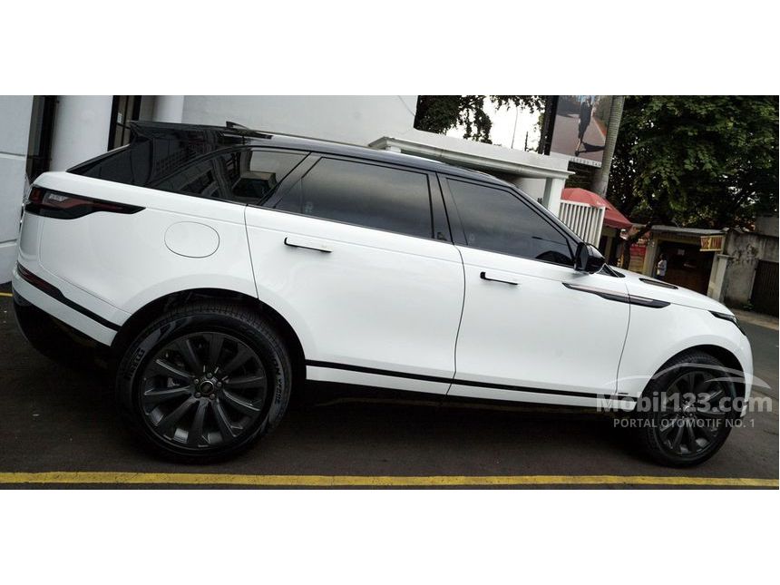 Jual Mobil Land Rover Range Rover Velar 2018 R-Dynamic SE 