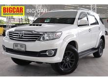2014 Toyota Fortuner 2.5 (ปี 12-15) V SUV AT