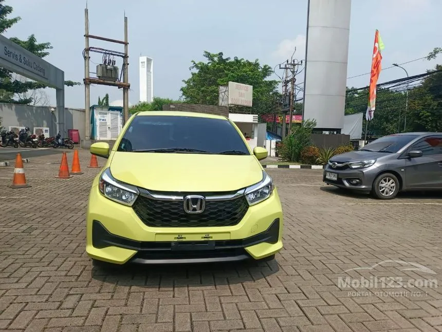 Jual Mobil Honda Brio 2024 E Satya 1.2 di DKI Jakarta Automatic Hatchback Lainnya Rp 183.000.000