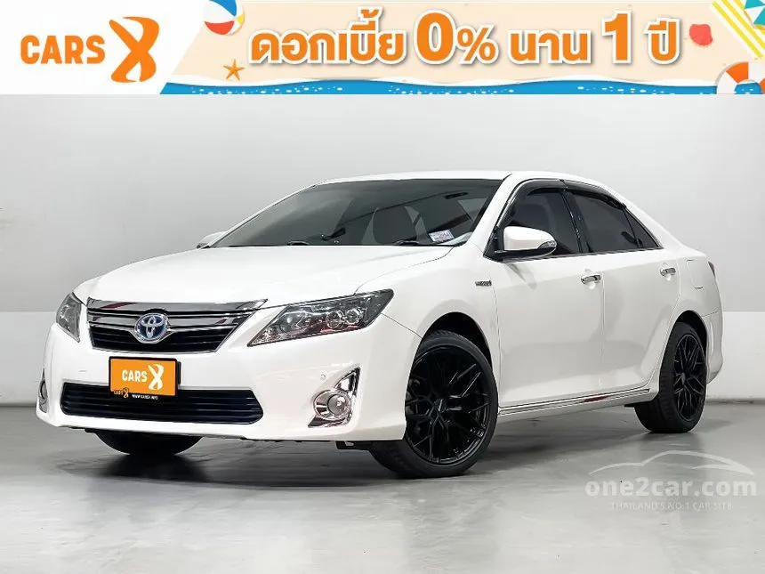 2015 Toyota Camry Hybrid Sedan